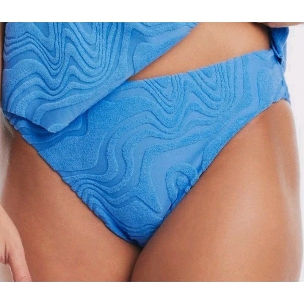 Bar III Women's Textured Bikini Bottoms in Cobalt Blue Sz Small‎ NWT